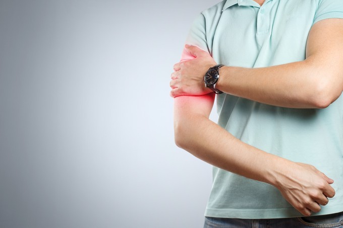 A férjem felkarja begörcsölt, miután megemelt egy 2 kilós súlyt, mi történhetett? Az orvos válaszol című cikk nyitóképe