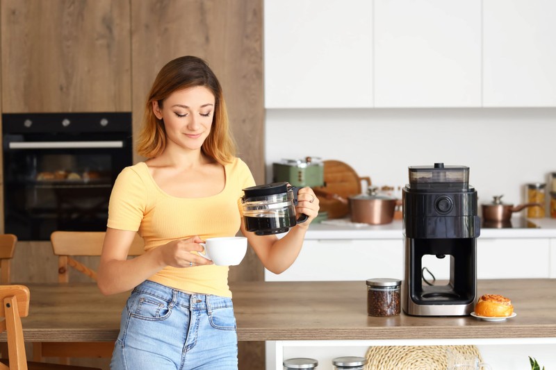Tényleg segíti a fogyást az, ha éhgyomorra fekete kávét iszik? Ezt mondják erről a kutatók
