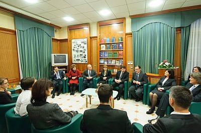 Elnöki főhajtás a debreceni orvosok teljesítménye előtt