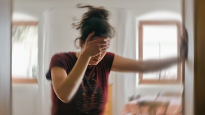 Az epilepszia nem mindig jár rángatózással: ezek a furcsa, alig észrevehető tünetek is rohamot jelezhetnek című cikk nyitóképe
