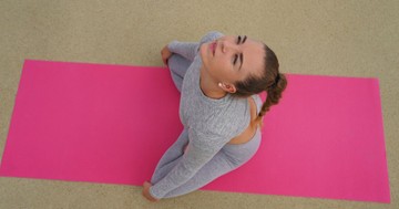  Ez az egyetlen gyakorlat jobban erősíti a testet, mint egy óra az edzőteremben! 