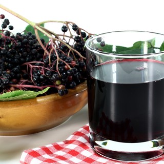 Egy hétig bodzát ivott – az eredmény meglepte az anyagcseréjét és az orvosát is című cikk nyitóképe