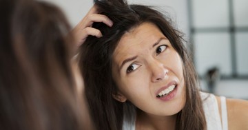  A viszkető fejbőrnek számos oka lehet - így szabaduljon meg a kellemetlen tünetektől! 