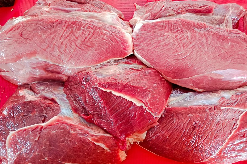 Húsüzemet függesztett fel a Nébih azonnali hatállyal