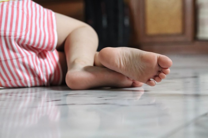 Kislányom pár másodpercre elájult, megfeszültek az izmai, és nem reagált semmire - mi okozhatta? Az orvos válaszol    című cikk nyitóképe