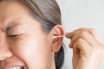 Fülzsír ellen: pucolni vagy nem pucolni?