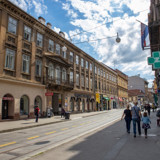 Koronavírus: lazítanak a korlátozásokon Horvátországban, de zárt térben kötelező marad maszk című cikk nyitóképe
