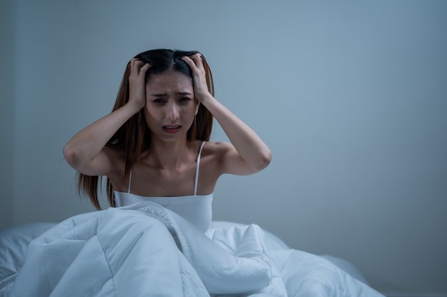 Érezte már úgy, hogy ébren van, ám képtelen megmozdulni? Alvási bénulás is okozhatja