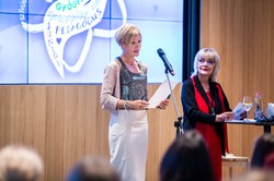 Beke Zsuzsa: „Az idei hat nyertes projekt az előzőekhez hasonlóan kreatív és korszakalkotó a maga nemében."