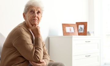 Ha ilyen közösségi életet él, nagyobb eséllyel lesz demens nyugdíjas korában