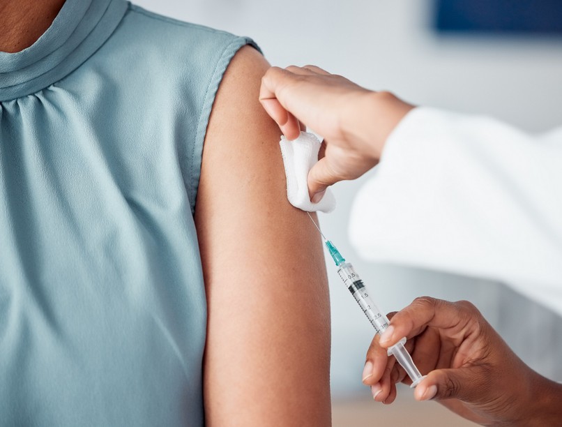 COVID–19 vakcina oltás hírek NNGYK