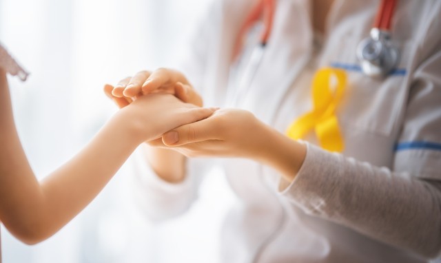 Daganatos gyerekek későbbi gyerekvállalását segítik a Semmelweisen