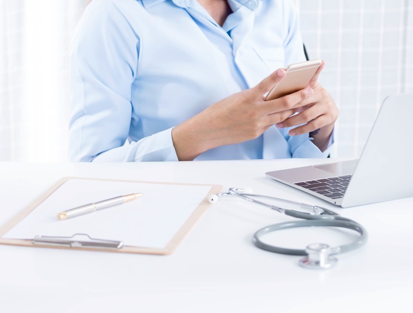 orvos, mobil, magán egészségügy, cukorbetegség