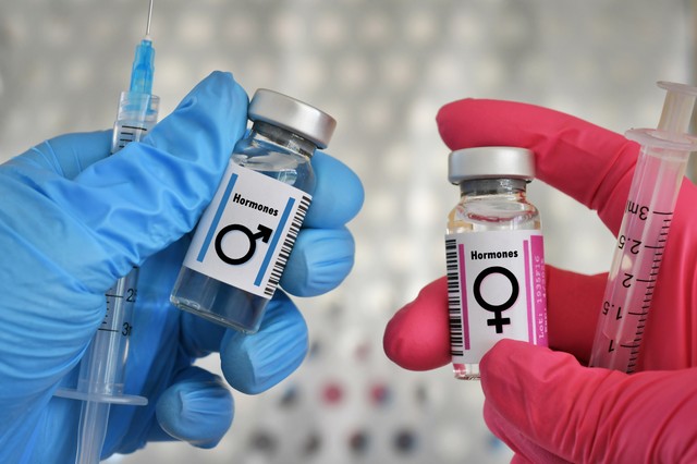 Igen egy másik nemre: nem csak a tükörkép lesz más! Ezzel járnak a nemváltoztató beavatkozások