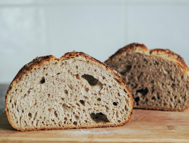 kovászos kenyér címke