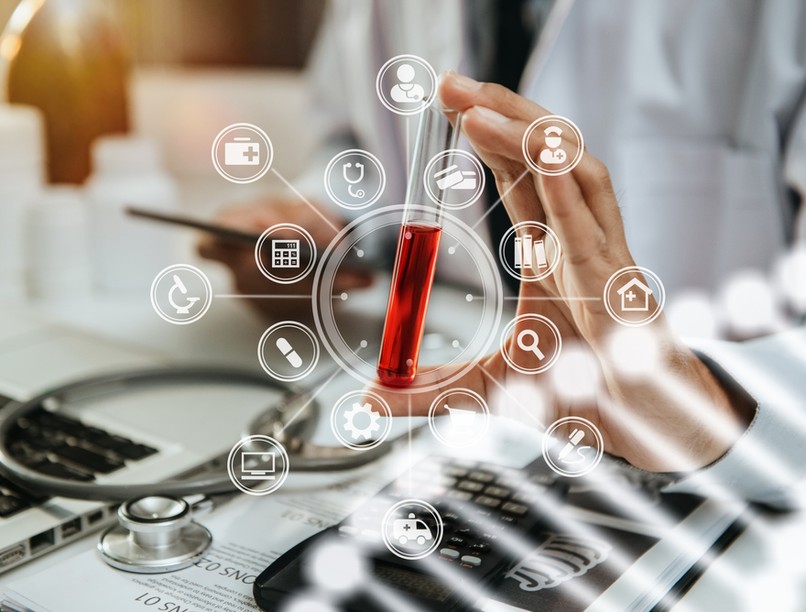 AstraZeneca, Evusheld, omikron, vakcina, koronavírus, covid-19, oltás