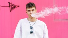 A „biztonságos dohányzás” mítosza összeomlott: riasztó dolgokat találtak a vape-ekben című cikk nyitóképe