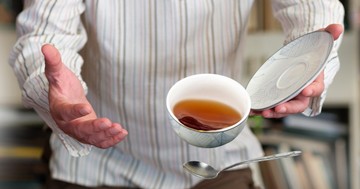 Parlagfűből tea? Inkább ne! – Ezt mindenképp tudnia kell, mielőtt csészébe öntené a gyomnövényt