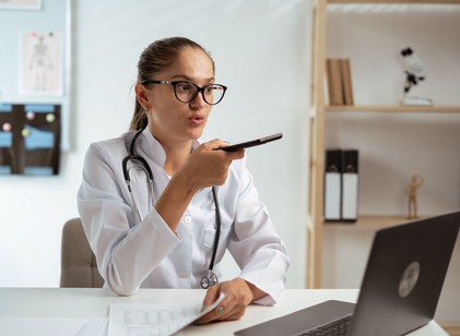 Elég lesz megszólalnia – a mesterséges intelligencia már a hangunk alapján kiszűrheti a rákot című cikk nyitóképe