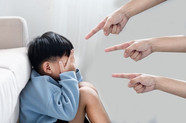 Vigyázat, a túlzott szeretet is árthat! 3 módszer, amivel akaratlanul is tönkretehetjük a gyerek lelkét