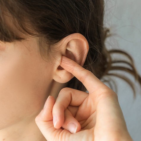 Miért viszkethet a fülünk? 6 gyakori ok, amire nem is gondolna című cikk nyitóképe