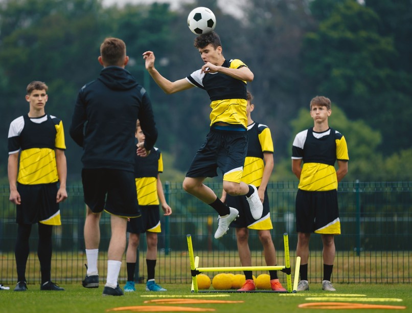 fejelés foci agy sérülés memória