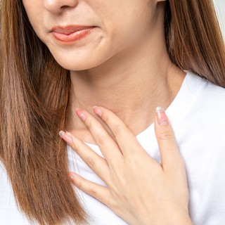 Mire utal a zöldes színű köpet? című cikk nyitóképe