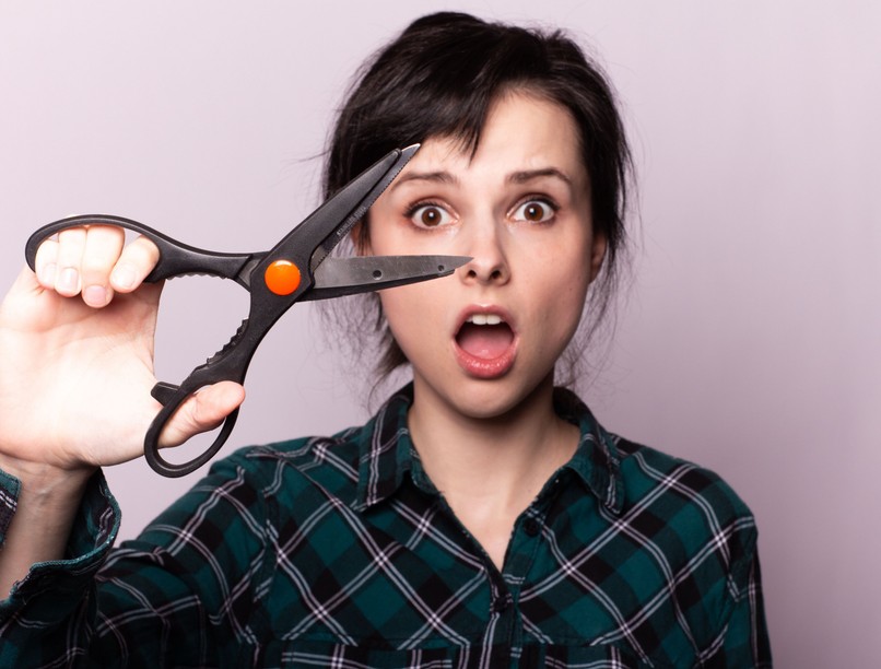 hajápolás otthon, veszélyek, hajfestés, henna festék