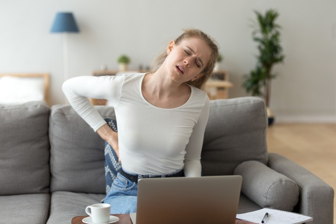 Egész nap ül? Így viseli meg a szervezetet az ülőmunka című cikk nyitóképe