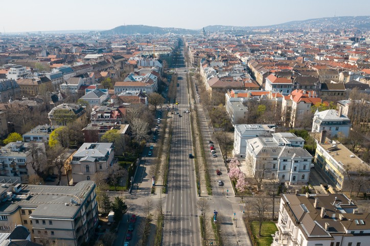 Koronavírus: nem csillapodik a járvány, újra csúcsközben az esetszámok
