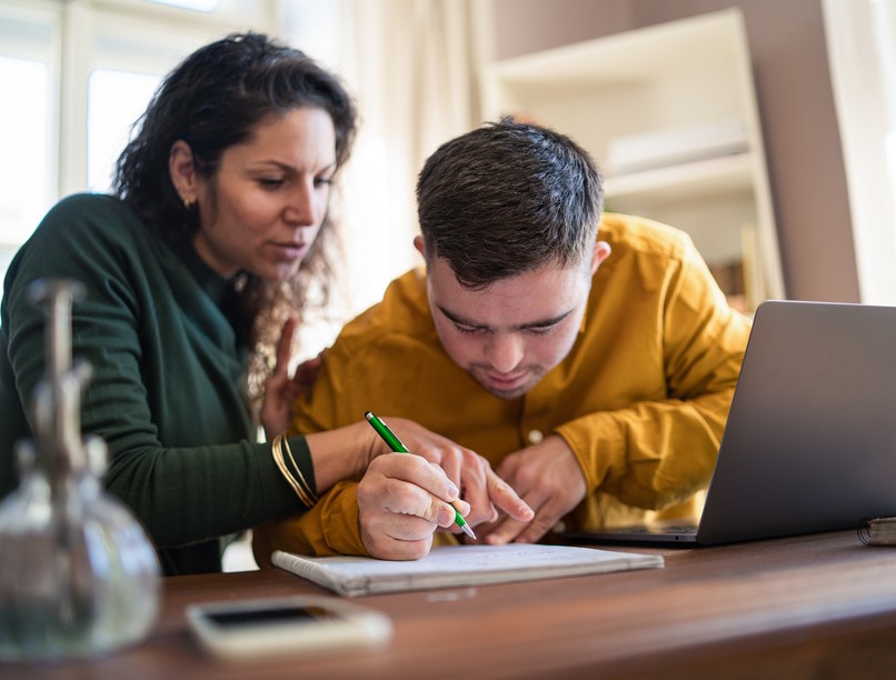áttörés, értelmi fogyatékosság, memória, tanulás