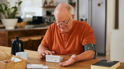 Mennyi a normális vérnyomás és pulzus? Ezért teszi rosszul, ha csak egyszer méri meg! című cikk nyitóképe