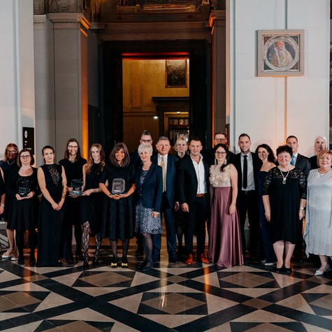 Egészségért Díj: szülőszobai eseménynapló, gyógyító kert és traumatudatos felnőttképzési rendszer is van a nyertesek között című cikk nyitóképe