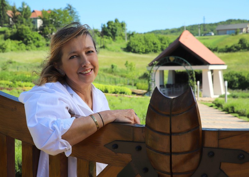 "Nem vezette más cél és érdek, mint hogy a szeretett gyógynövényeket népszerűsítse" - megszólalt Szabó Gyuri bácsi lánya