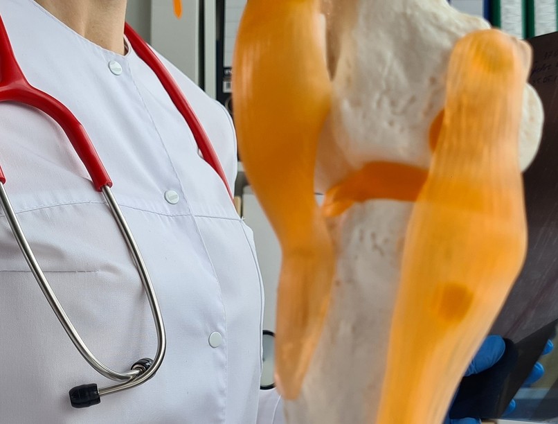 injekciós terápia segít porckopás fájdalom ellen