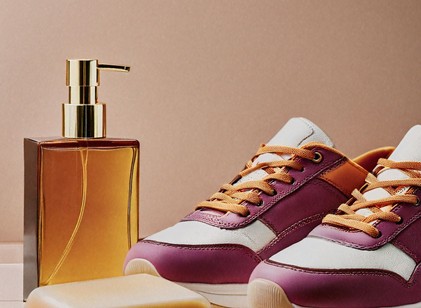 Egyszerű és hasznos trükk: ezért tesznek séta után egyre többen szappant a cipőjükbe című cikk nyitóképe