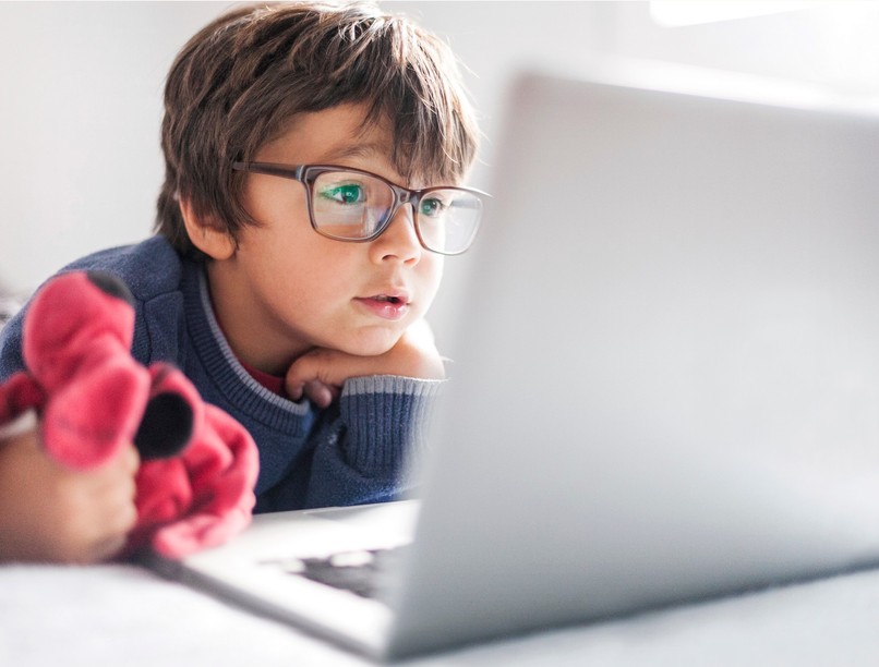 szembetegség, kancsalság oka kezelése