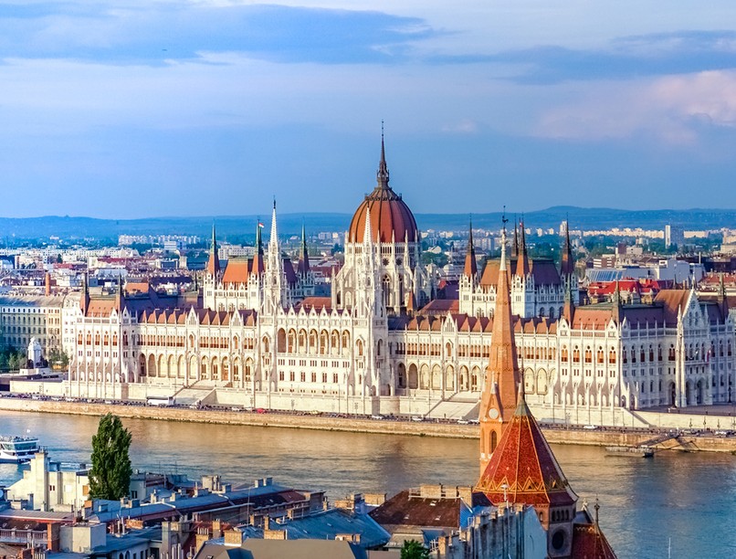 vészhelyzet, parlament, koronavírus, megszűnik