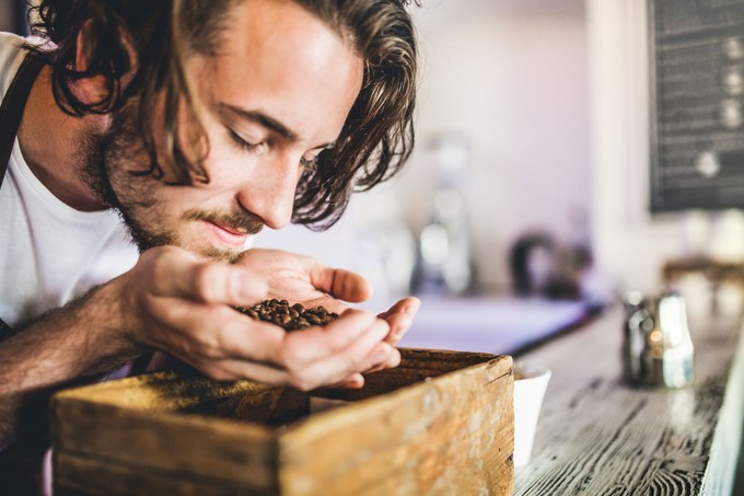 Kávézás és vércukorszint – ezért nem mindegy, mikor és milyen pörkölésű kávét iszik! című cikk nyitóképe