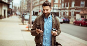 Mit jelent, ha valaki állandóan mobiltelefonnal a kezében jön-megy? Ezt gondolják a pszichológusok