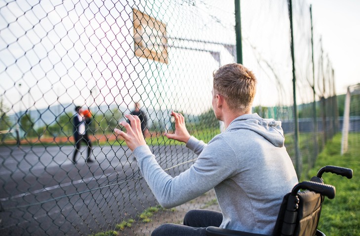 Kilépni az árnyékból: a fogyatékos emberek láthatatlanok?