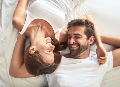 Összebújás fejfájás ellen? Vajon segít vagy ront a problémán az intim együttlét? című cikk nyitóképe