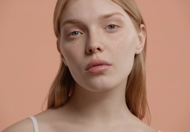 Mit jelent pszichológiai szempontból az, ha valaki nem sminkeli magát?