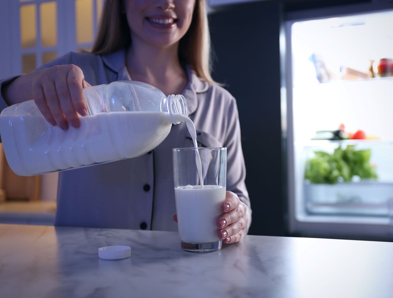 segít meleg tej elalvás