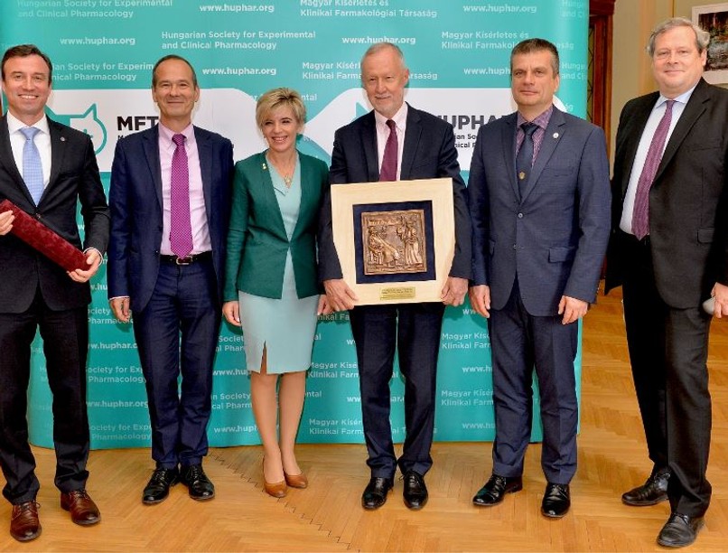 Richter gedeon, év gyógyszere, reagila