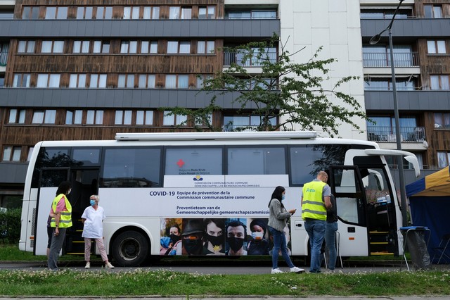 Covid-19 szűrőbuszokon is tesztelheti magát: itt a "menetrend"