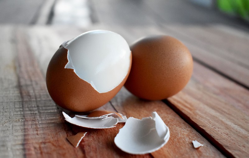 A legtöbb háziasszony rosszul csinálja: főzés után soha ne tegyük hideg vízbe a tojásokat!