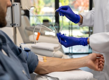 Hány kemoterápiás kezelésre lehet szükség? Terápiás protokollok és egyéni tényezők című cikk nyitóképe