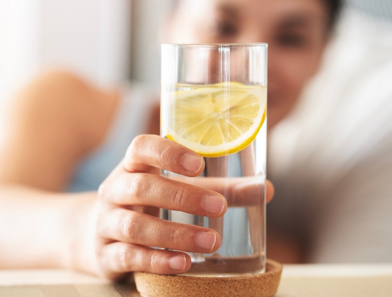 langyos citromos viz hatása reggel