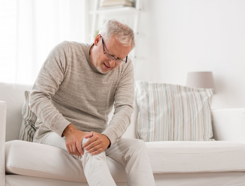 isiász, lábzsibbadás, tünet kezelés